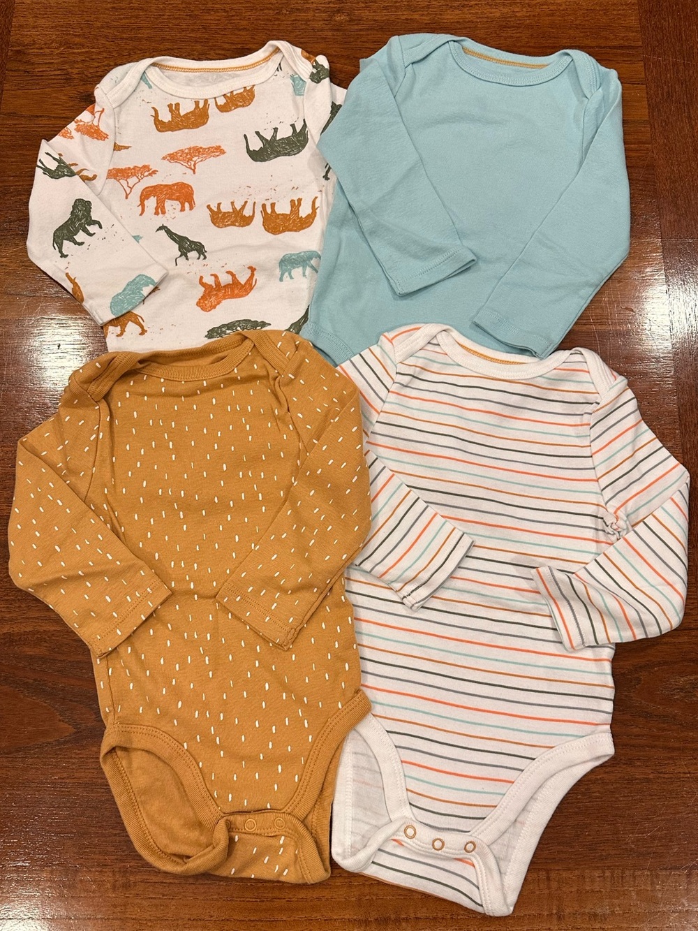 NWOT Cloud Island 4 Pack Sleepy Safari Long Sleeve Bodysuits, 12 Months